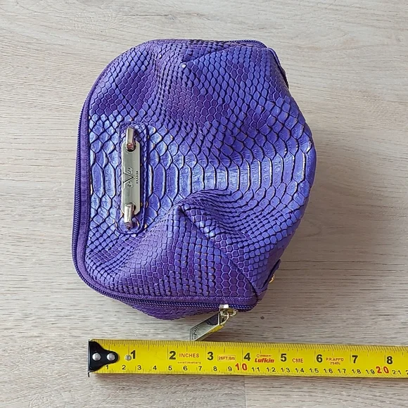 Makeup Bag - Picture 10 of 10